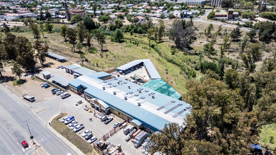 To Let commercial Property for Rent in Komani Park Eastern Cape